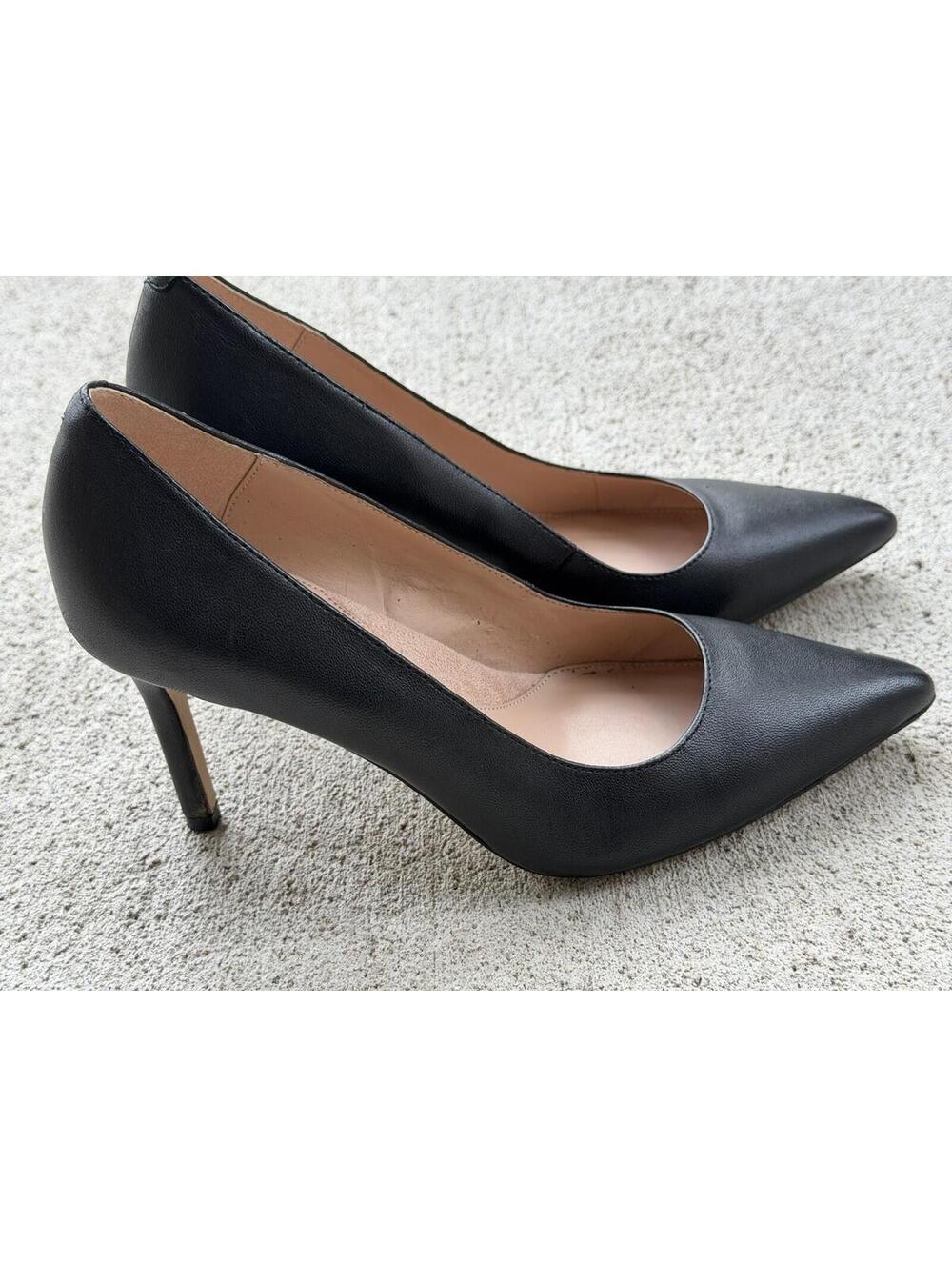 BCBGeneration Women’s Black Pointed‎ Toe Stiletto Pumps Size 9 Classic Heels